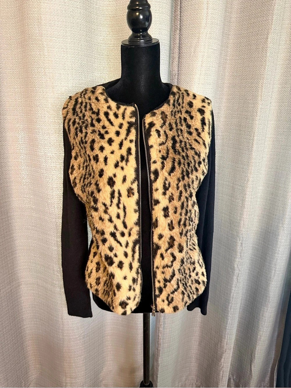 Y2K Ann Taylor Animal Print Black & Brown Sweater P2P 21” L 23”39 - Picture 2 of 5